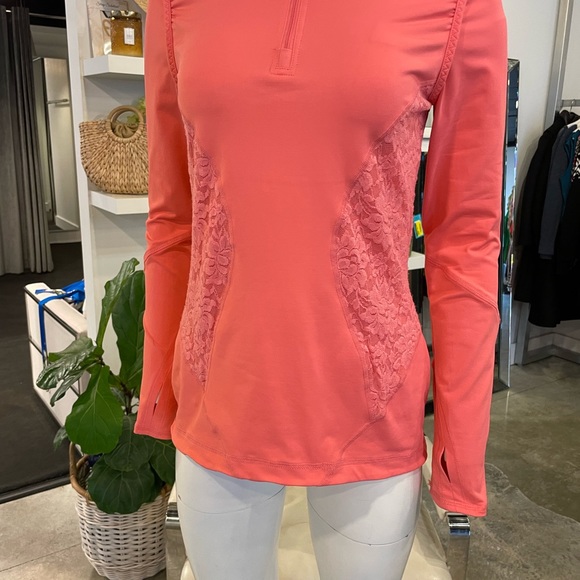 Workout Top - Picture 6 of 6